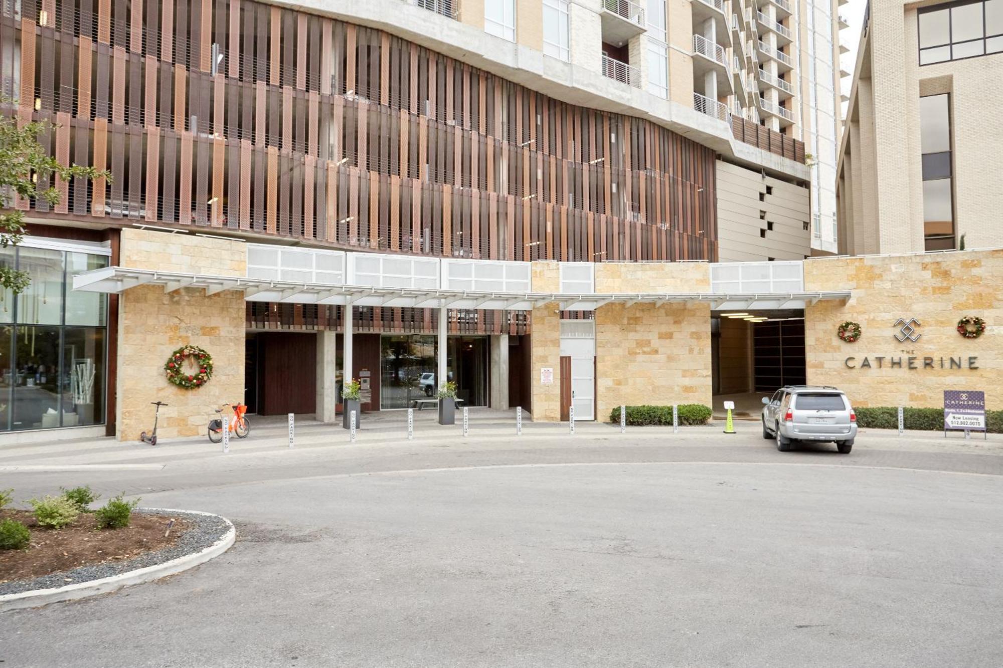 Sonder At The Catherine Austin Exterior photo